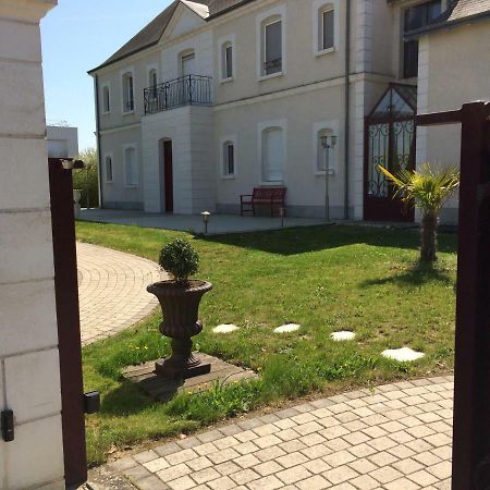 Cottage La Villa Bolero Saint-Cyr-sur-Loire Εξωτερικό φωτογραφία