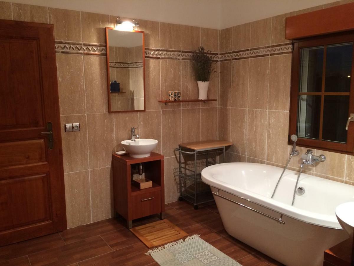 Cottage La Villa Bolero Saint-Cyr-sur-Loire Εξωτερικό φωτογραφία